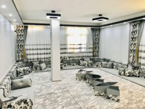Black and White Floor Majlis