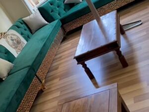 Emerald Buttoned Raised Majlis with Wood Trim